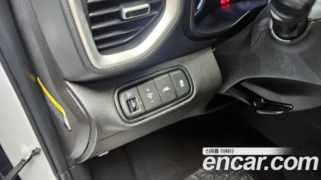 Hyundai Venue id 2875994 из Кореи 7