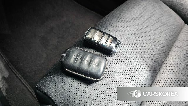 Kia Come New K7 id 3917194 из Кореи 7