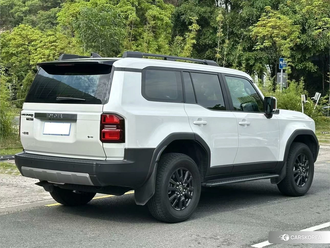 Toyota Land Cruiser id 4510798 из Китая 7
