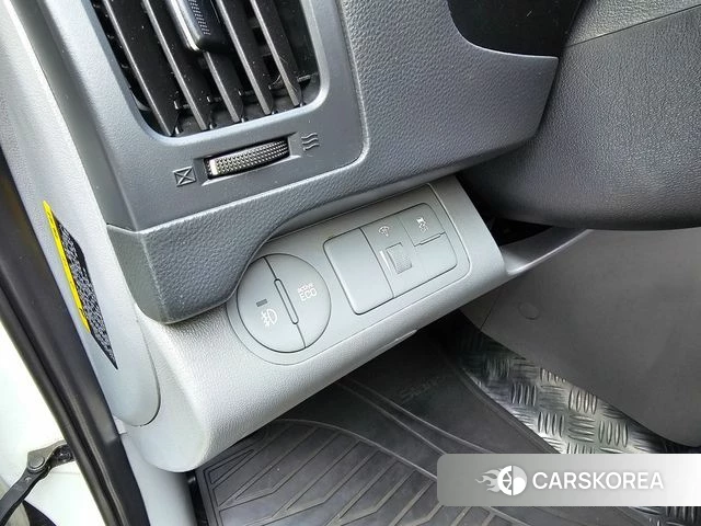 Hyundai The New Grand Starex id 4403459 из Кореи 7