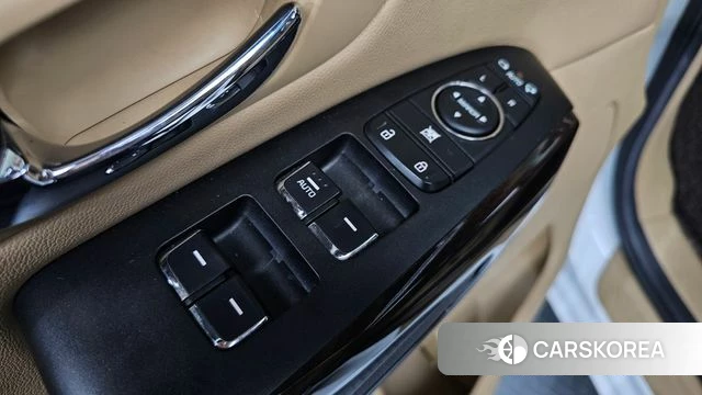 Kia The New Carnival id 3905840 из Кореи 7