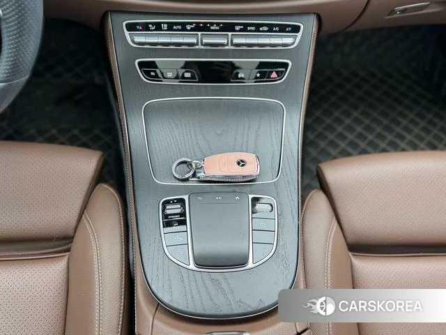 Mercedes-Benz E-class id 4265457 из Китая 7