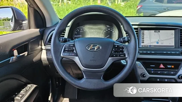 Hyundai Avante AD id 3039421 из Кореи 7