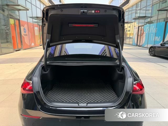 Mercedes-Benz E-class id 4290316 из Китая 7