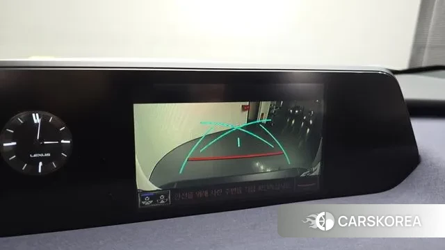 Lexus UX250h id 2976466 из Кореи 7