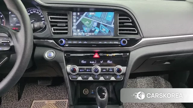 Hyundai The New Avante AD id 3748296 из Кореи 7