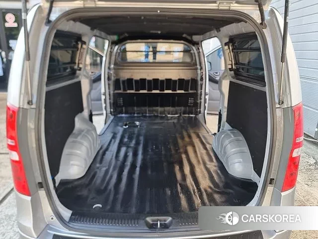 Hyundai The New Grand Starex id 3055387 из Кореи 7