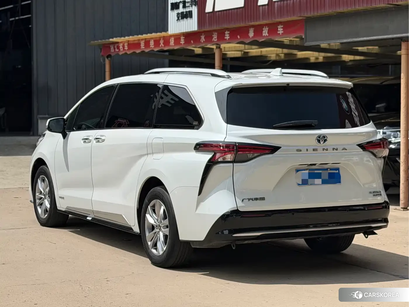 Toyota Sienna id 4634713 из Китая 7