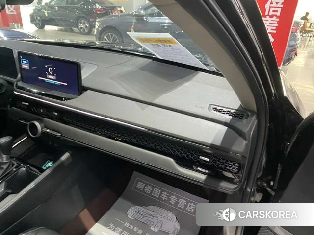 Honda Accord id 4220849 из Китая 7