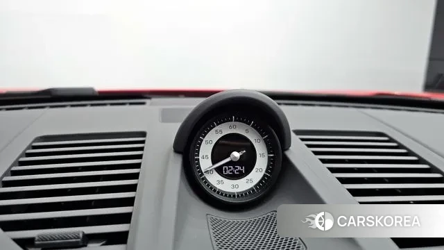 Porsche 911(992) id 3544412 из Кореи 7