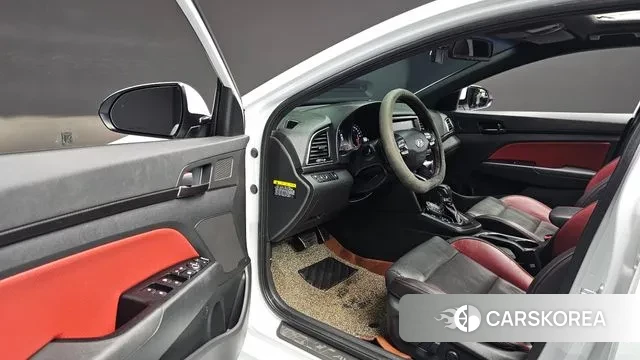 Hyundai Avante AD id 3526285 из Кореи 7