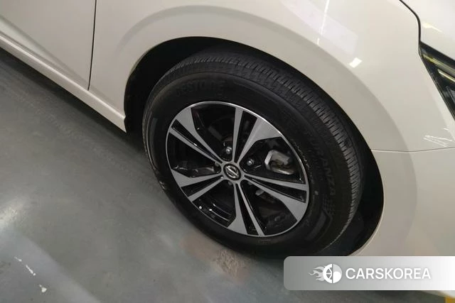 Nissan Xuan Yi id 4335836 из Китая 7