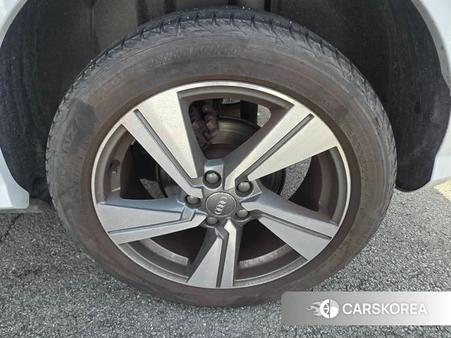 Audi Q2 id 3813265 из Кореи 7