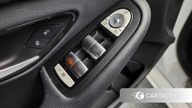 Mercedes-Benz C-Class W205 id 4604901 из Кореи 7