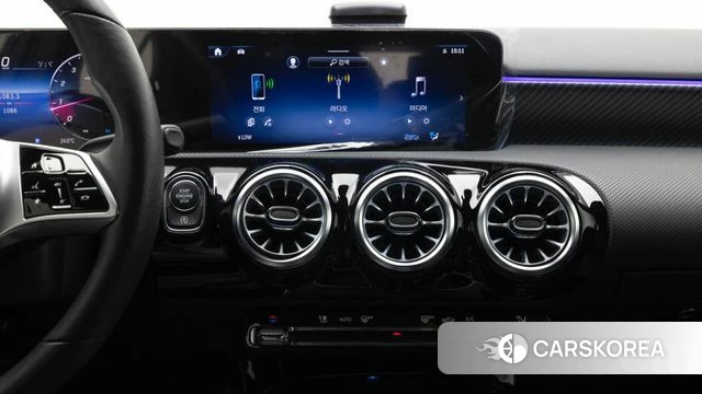 Mercedes-Benz A-Class W177 id 4291940 из Кореи 7