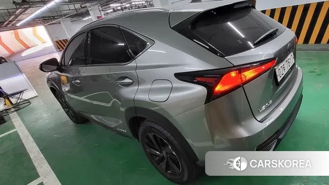 Lexus NX300h id 3709172 из Кореи 7