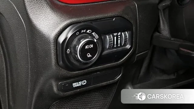 Jeep Gladiator (JT) id 3771340 из Кореи 7