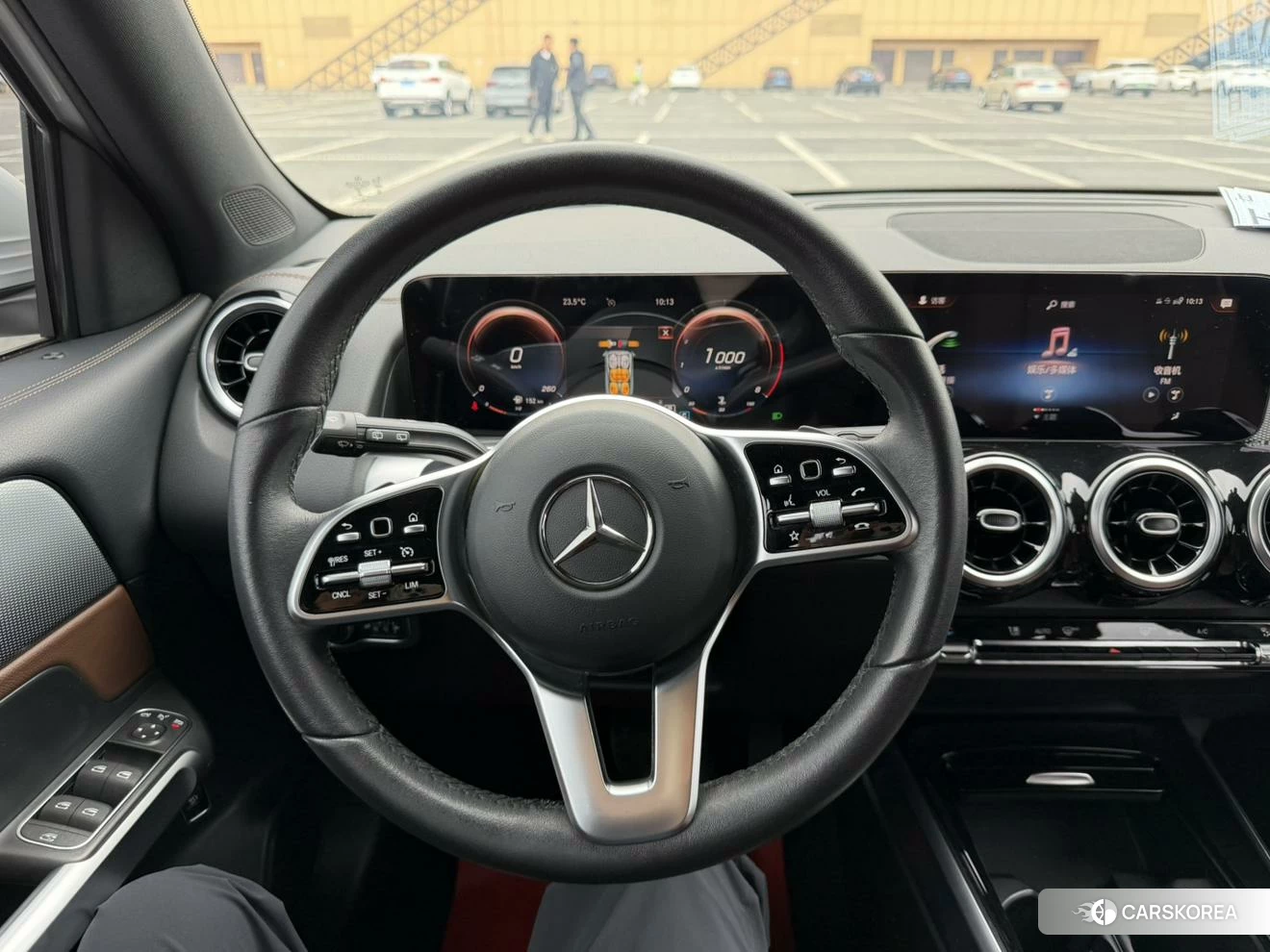 Mercedes-Benz GLB id 4461404 из Китая 7