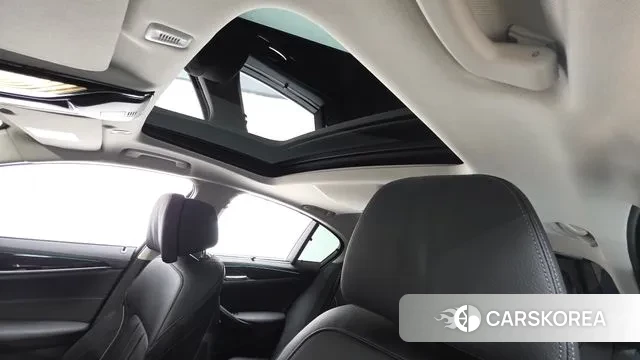 BMW 5 Series (G30) id 3366715 из Кореи 7