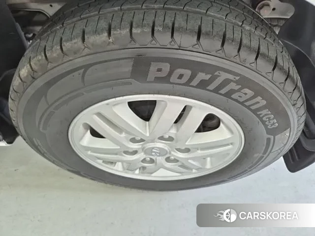 Hyundai The New Grand Starex id 3599055 из Кореи 7