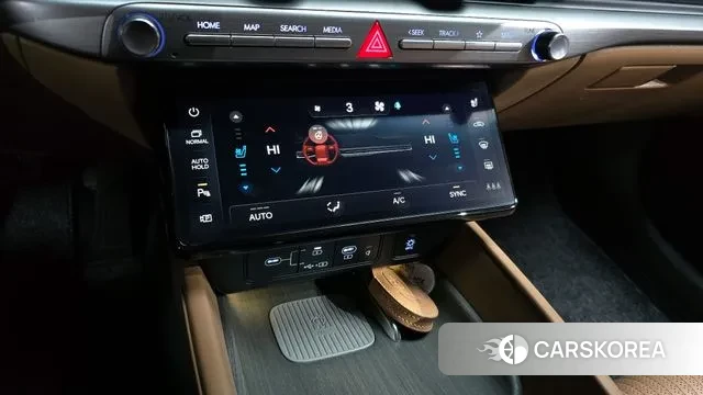 Hyundai Grandeur (GN7) id 3517699 из Кореи 7