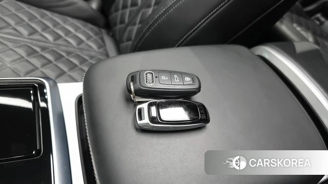 Audi Q8 (4M) id 4602702 из Кореи 7