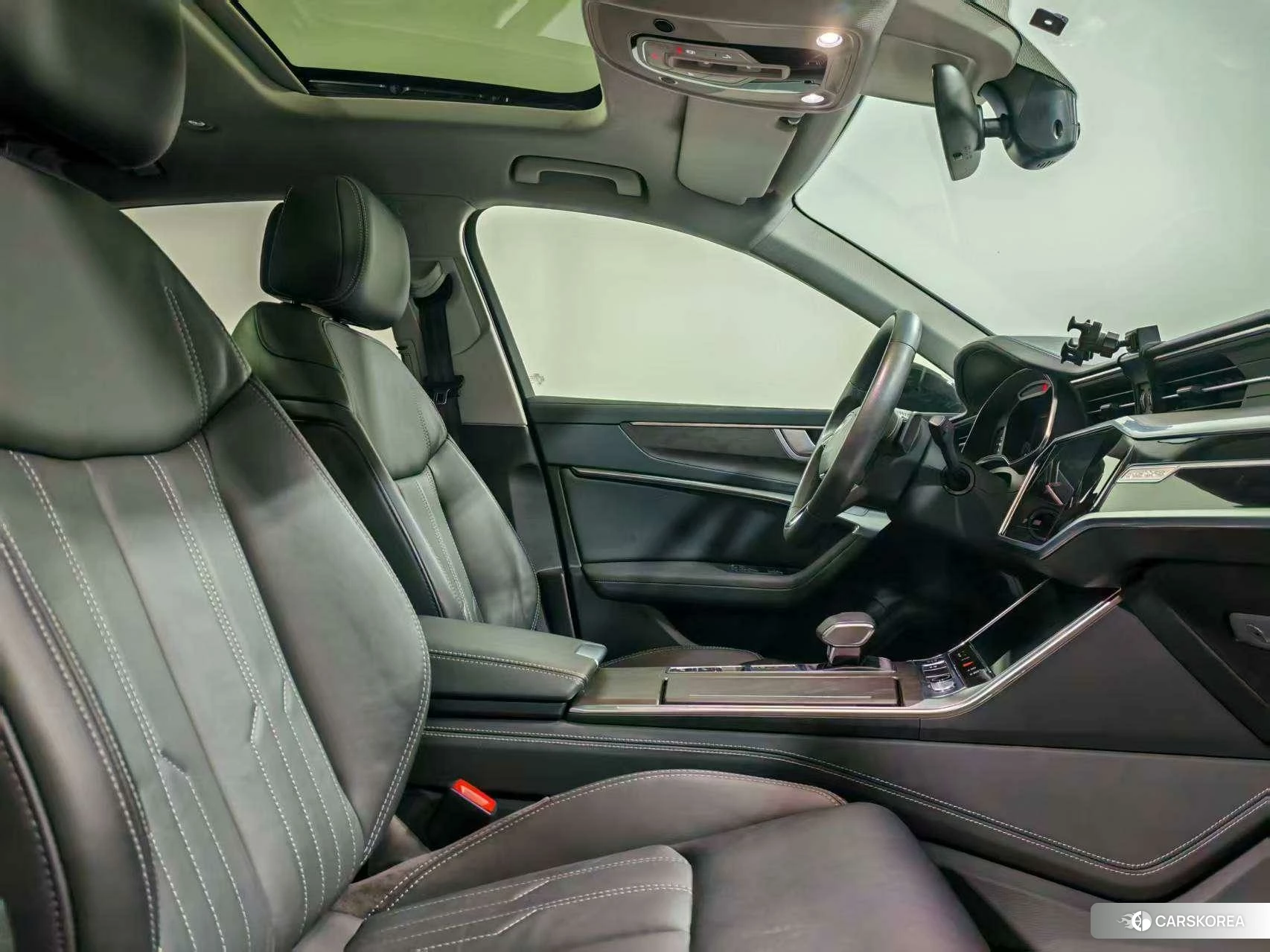 Audi A6L id 4479320 из Китая 7