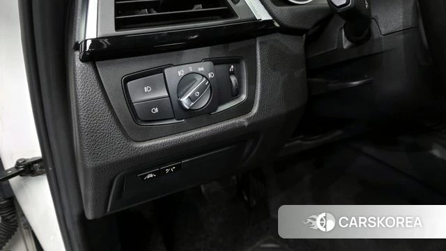 BMW 3 Series (F30) id 4020679 из Кореи 7