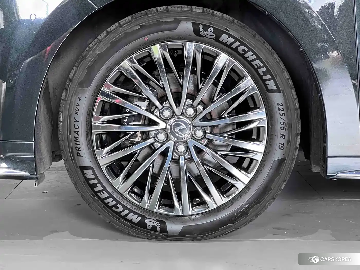 Lexus LM id 4654994 из Китая 7