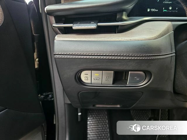 Genesis G90 (RS4) id 3919718 из Кореи 7