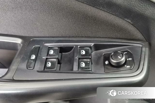 Volkswagen Bora id 4276321 из Китая 7