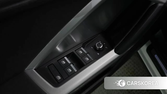 Audi Q3 (F3) id 4490059 из Кореи 7