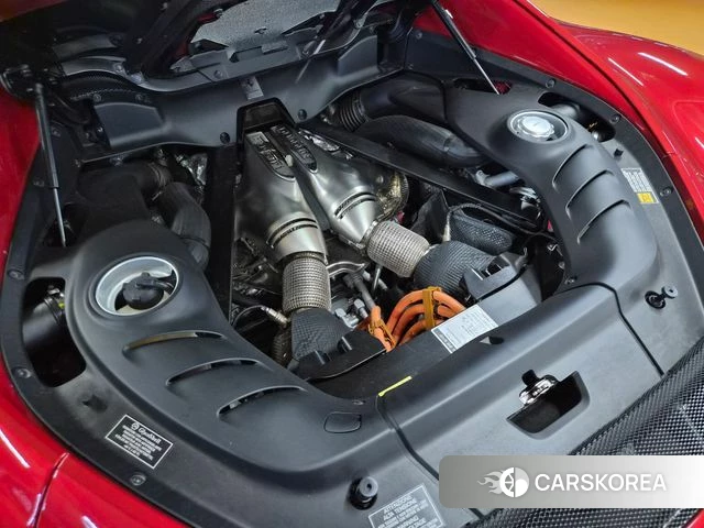 Ferrari 296 GTB id 3914398 из Кореи 7