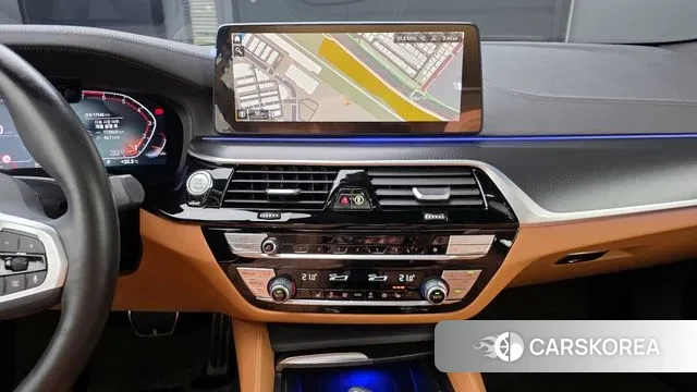 BMW 5 Series (G30) id 3053121 из Кореи 7