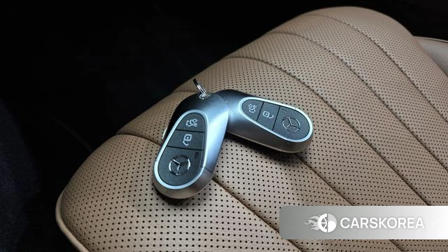 Mercedes-Benz E-Class W214 id 4879359 из Кореи 7