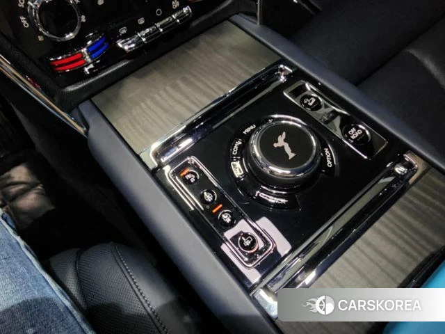 Rolls-Royce Cullinan id 4745607 из Кореи 7