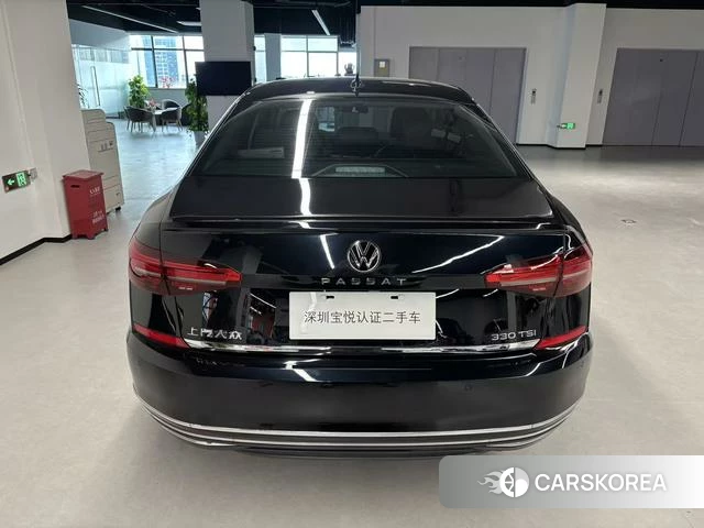 Volkswagen Passat id 4335219 из Китая 7
