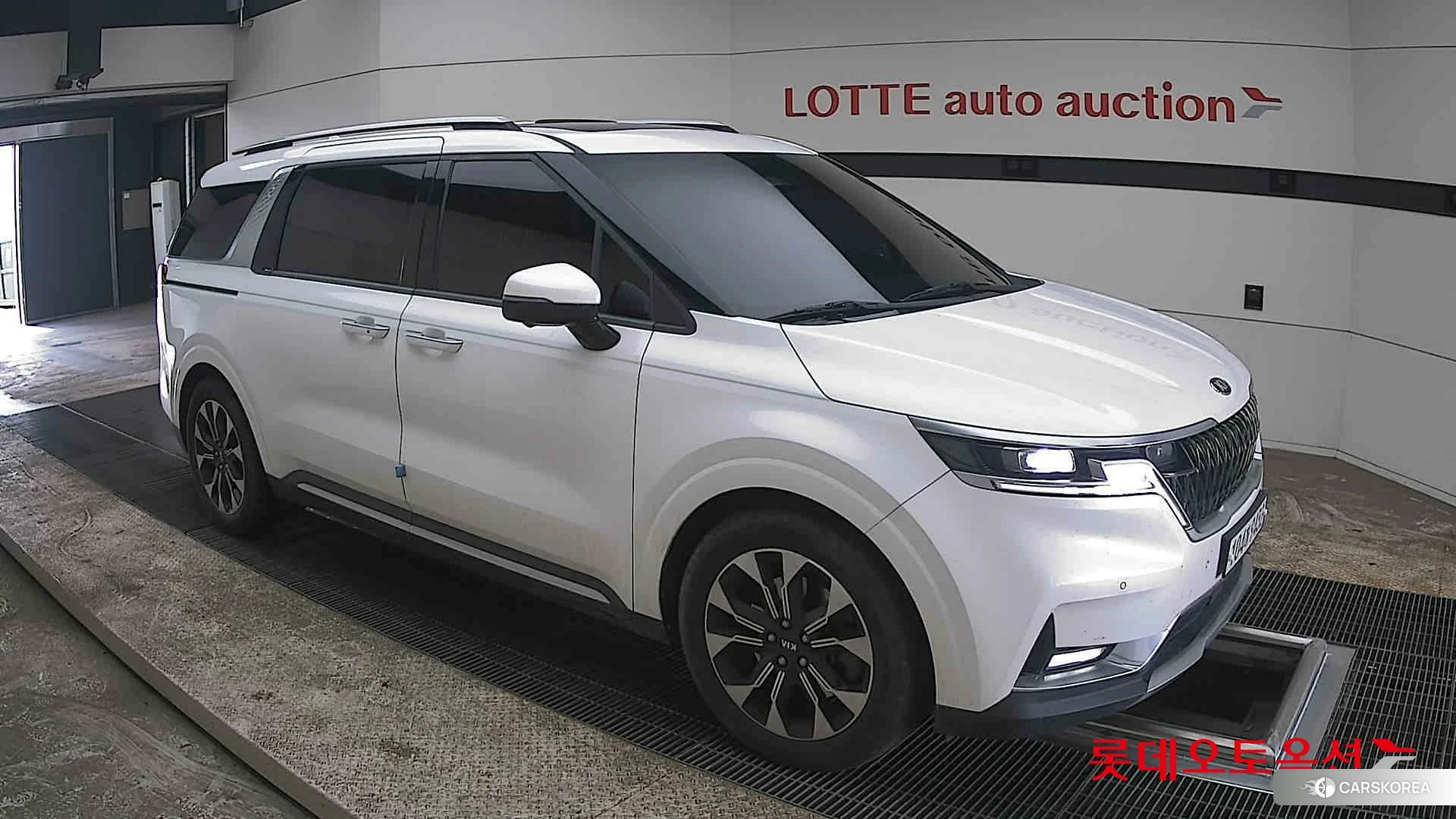 Kia Carnival id 3869393 из Кореи 7