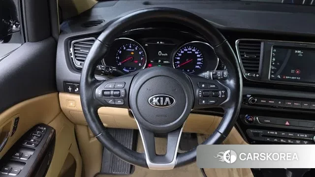 Kia The New Carnival id 3718139 из Кореи 7