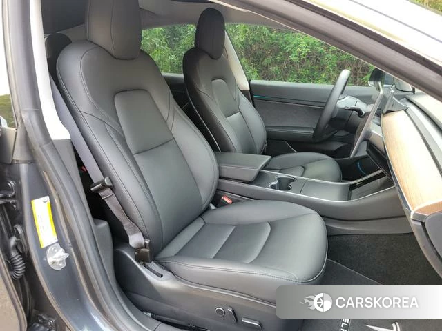 Tesla Model 3 id 4235654 из Китая 7
