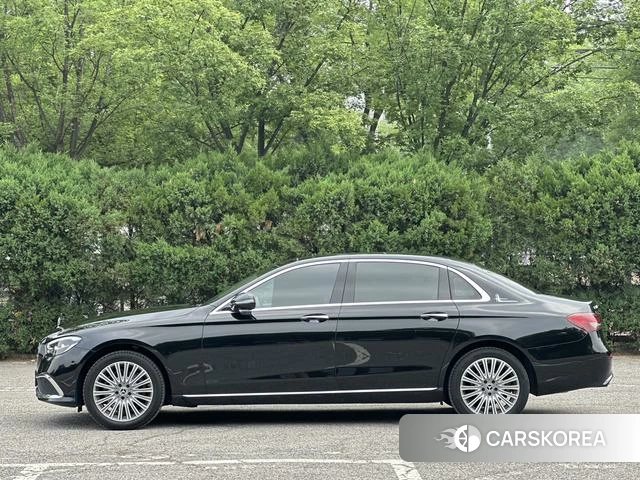 Mercedes-Benz E-class id 4393247 из Китая 7
