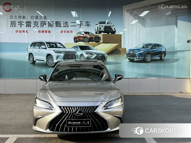 Lexus ES id 4279267 из Китая 7