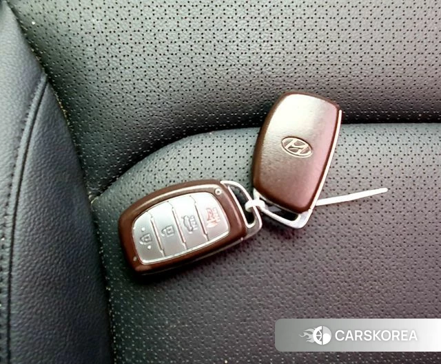 Hyundai Avante AD id 4563497 из Кореи 7
