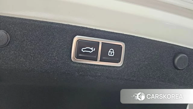 Hyundai Grandeur (GN7) id 4578873 из Кореи 7