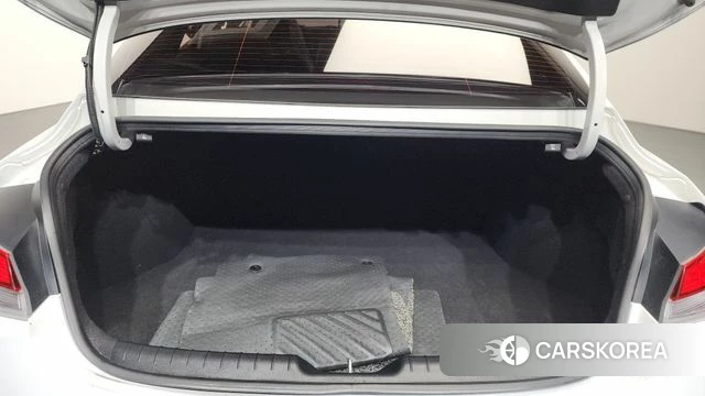 Hyundai Avante (CN7) id 3910416 из Кореи 7