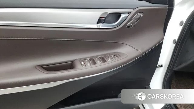 Hyundai The New Grandeur IG Hybrid id 3202899 из Кореи 7