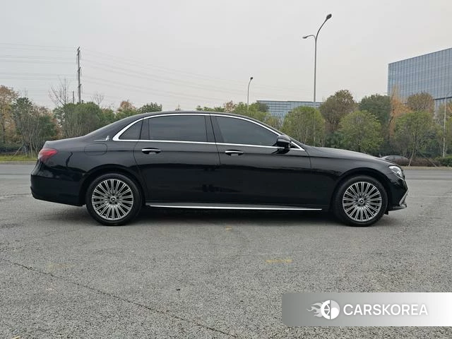 Mercedes-Benz E-class id 4321242 из Китая 7
