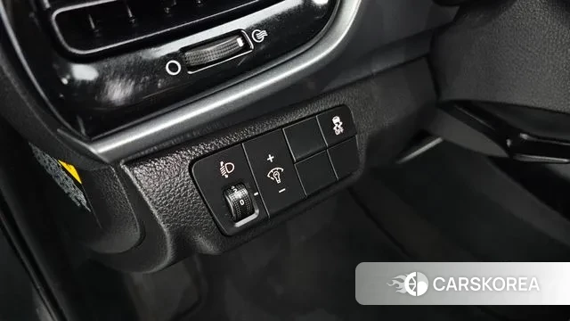 Kia Stonic id 3741626 из Кореи 7