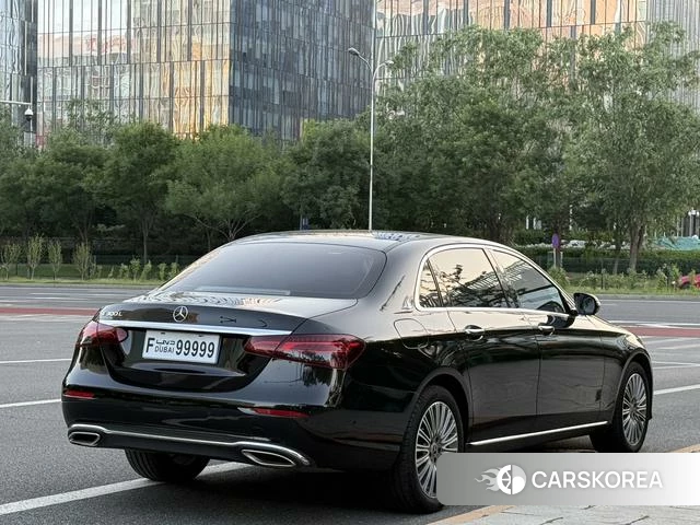 Mercedes-Benz E-class id 4393228 из Китая 7