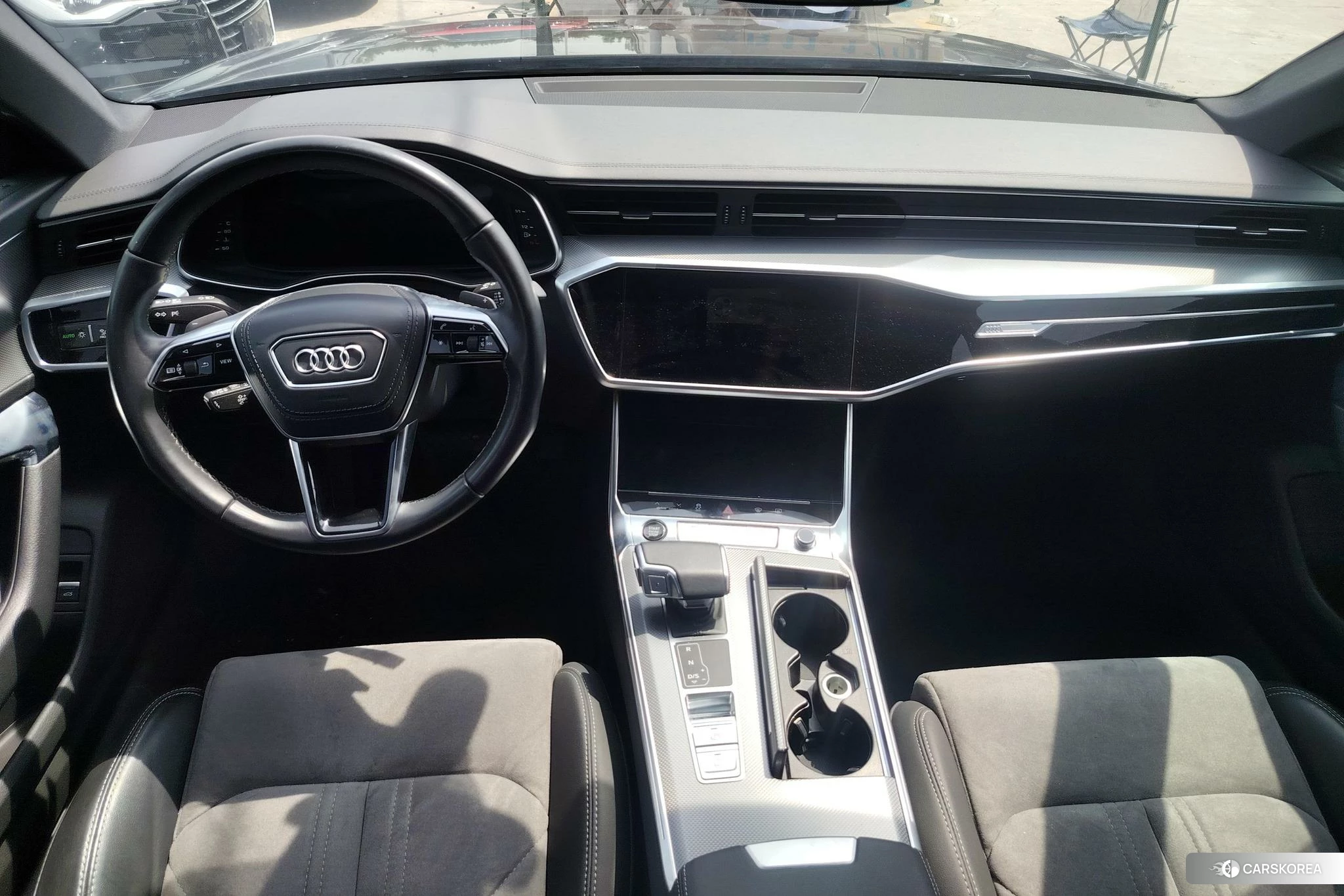 Audi A6L id 4504866 из Китая 7